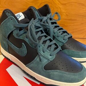 Nike Dunk High Retro NWT